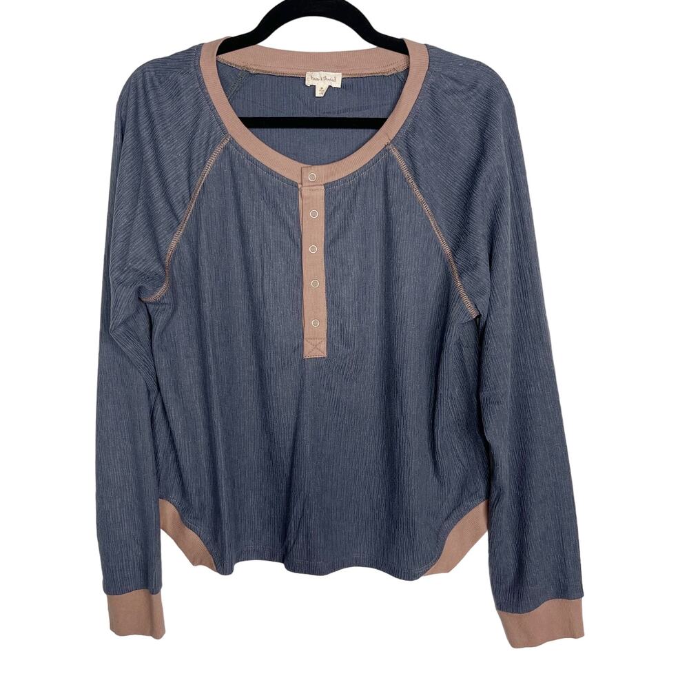 New Hem & Thread Large L Blue Pink Denim Blue Textured Boxy Henley Long Sleeve